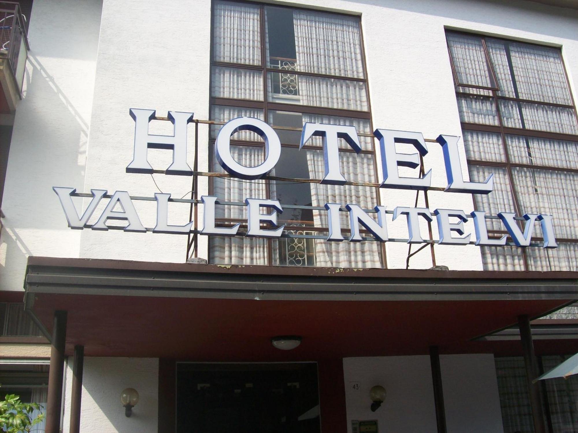 Hotel Valle Intelvi Сан-Феделе-Интельви Экстерьер фото