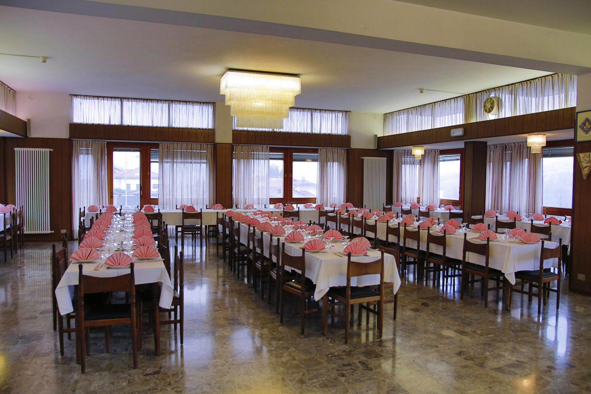 Hotel Valle Intelvi Сан-Феделе-Интельви Экстерьер фото