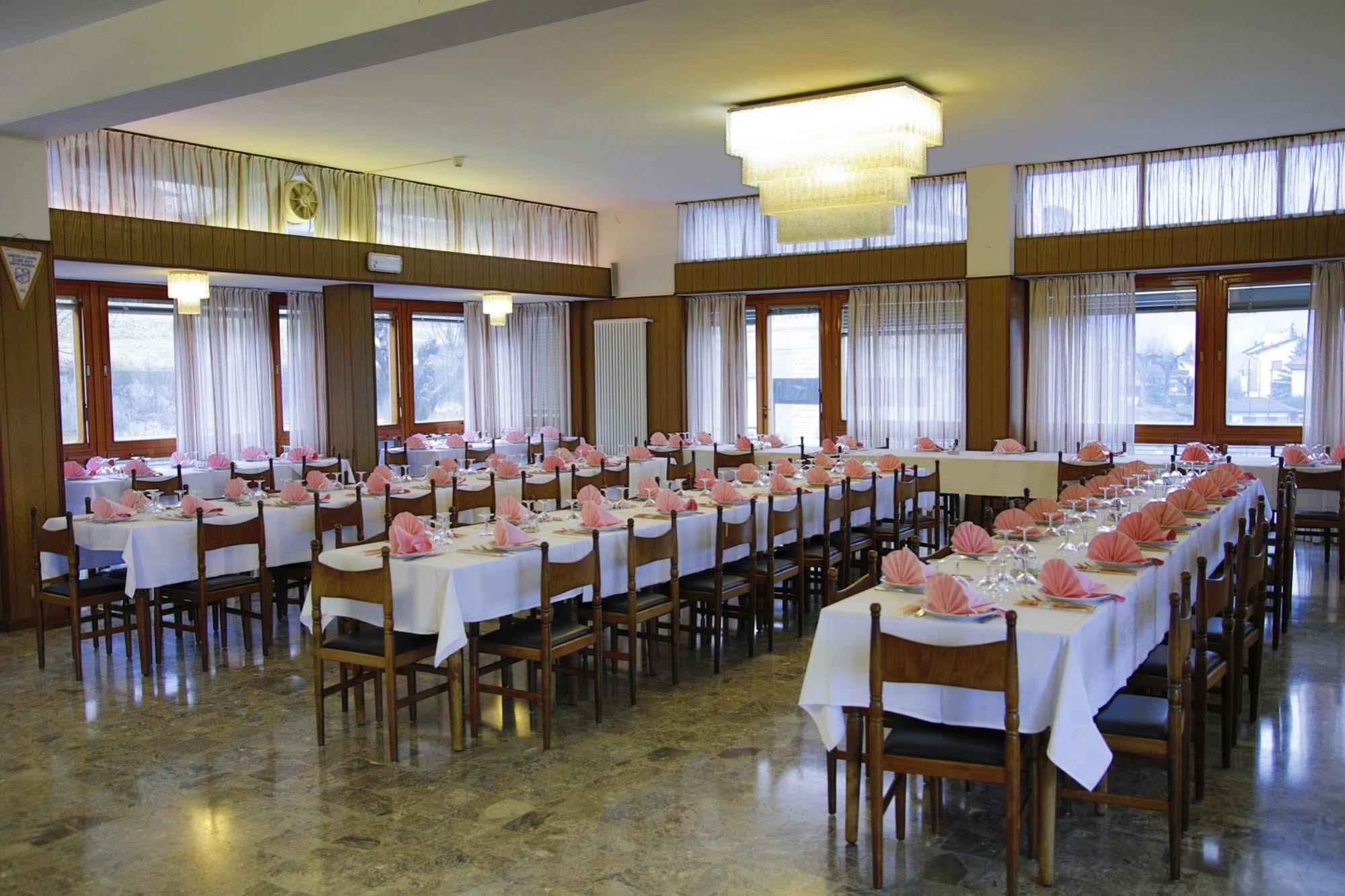 Hotel Valle Intelvi Сан-Феделе-Интельви Экстерьер фото
